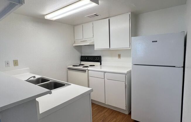 2 beds, 2 baths, 1,003 sqft, $1,050, Unit 1708