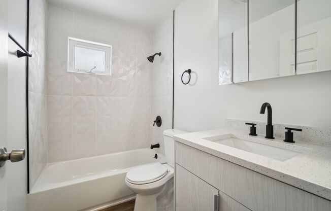 2 beds, 1.5 baths, 1,095 sqft, $2,660, Unit 1904 #K