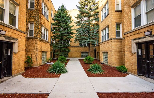 6804 S Perry Ave (NEW)