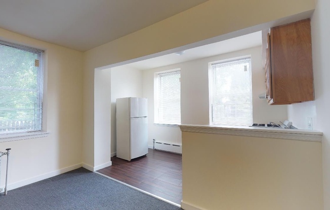 Studio, 1 bath, 295 sqft, $920, Unit B102