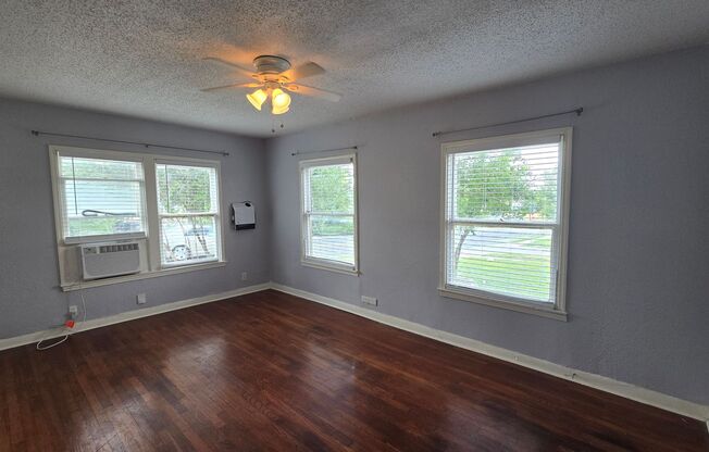 504 Elmhurst