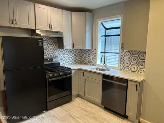 88 ANN ST