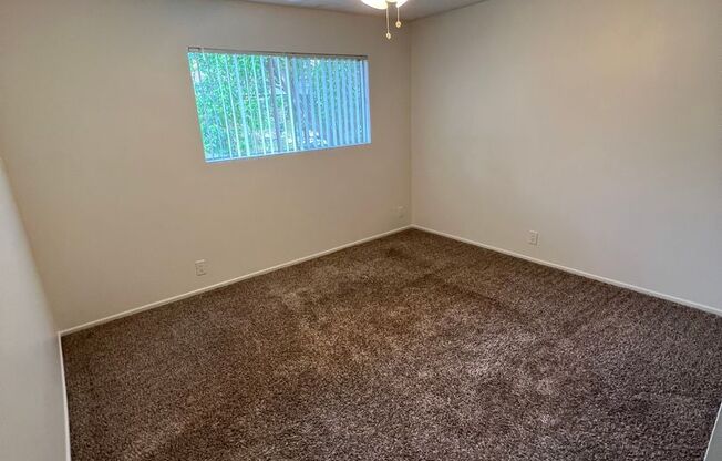 2 beds, 1 bath, $1,795