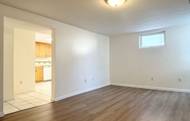 2028 E. Sunnyside Ave.