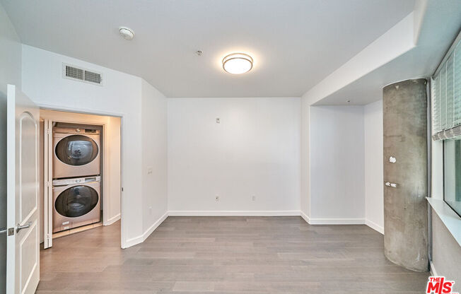 1 bed, 1 bath, 700 sqft, $2,700, Unit 103