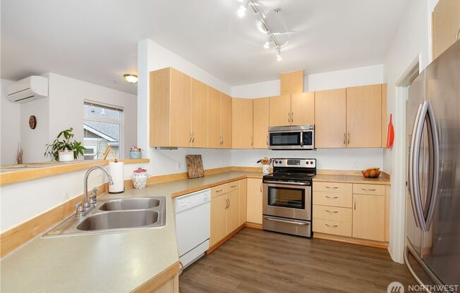 Sammamish 2 Bed 2 Bath