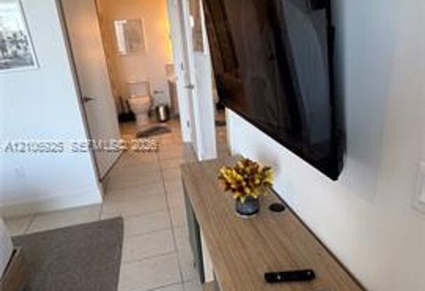 1 bed, 1 bath, $3,800, Unit # 159