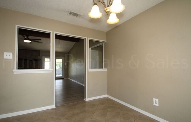 3 beds, 2 baths, $1,495