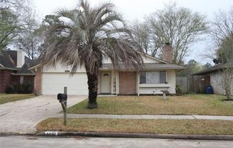 Cozy 3 bedroom in the Fairfax Neighborhood of Spring