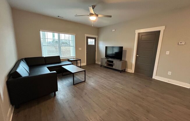 4 beds, 4 baths, 1,600 sqft, $990, Unit 407 Minter Way-100 - C