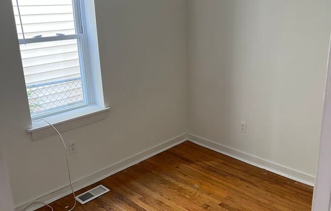 Home Sweet Home! Awesome 3 Bedroom/2 Bath Near VCU Is Just Waiting For You To Tour!