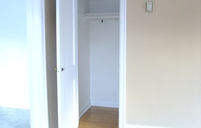 8210 Greenwood Avenue D&amp;G PROPERTIES LLC