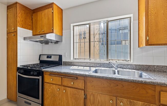 1 bed, 1 bath, $2,395, Unit #2