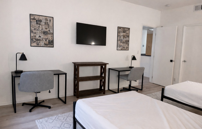 A 2 Bedroom, 2 Bathroom with a dining room and fully functional kitchen at 10600 Wilshire Unit 308