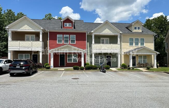 1733 BROOKSIDE LAY CIR