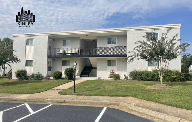 2 beds, 1 bath, 1,136 sqft, $1,350