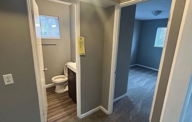 2 beds, 1 bath, 750 sqft, $1,095, Unit B01 1012 07