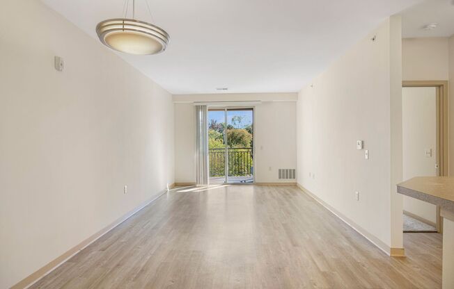 1 bed, 1 bath, 773 sqft, $1,795, Unit B-403