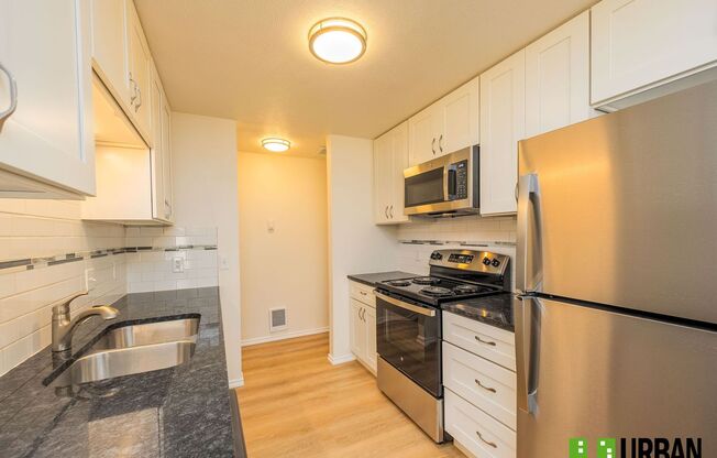 Upriver Dr. 3531-3533 E