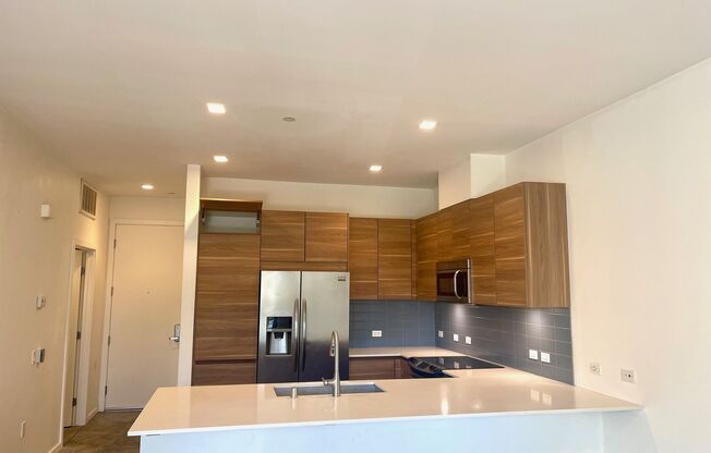 Crest-Urban Apartments