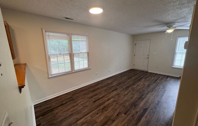 2 bd 1.5 bath Townhouse