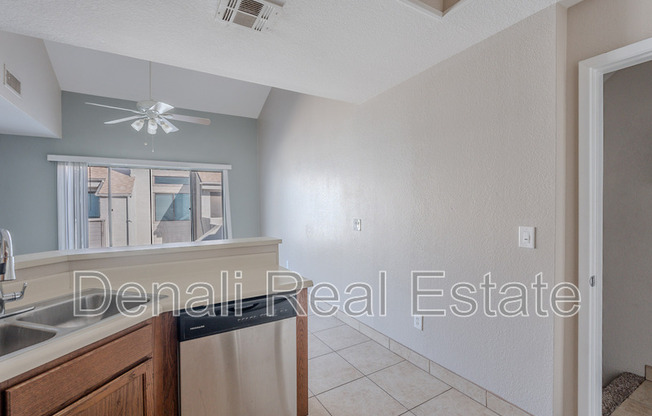 9439 N 59 AVE