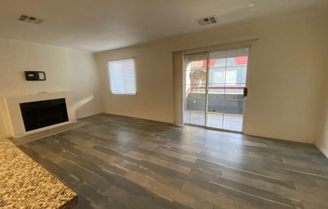 1 bed, 1 bath, $1,250, Unit # 2059