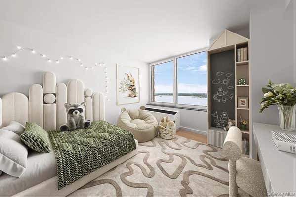 3 beds, 3 baths, 1,690 sqft, $13,500, Unit 19A