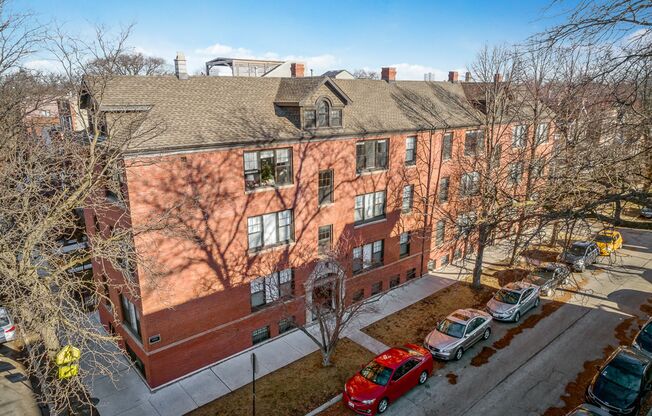 1946-52 W. Nelson / 3033 N. Damen