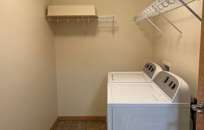 2 beds, 2 baths, 966 sqft, $1,255, Unit 5160-107