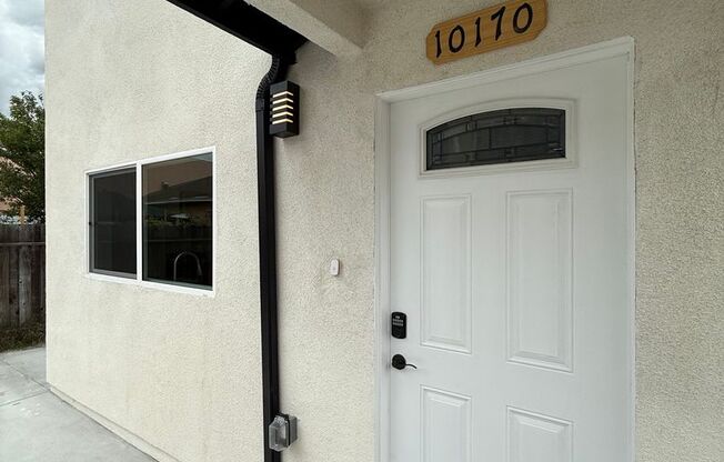 Stunning, Newly Remodeled 3 Bedroom, 2 Bath