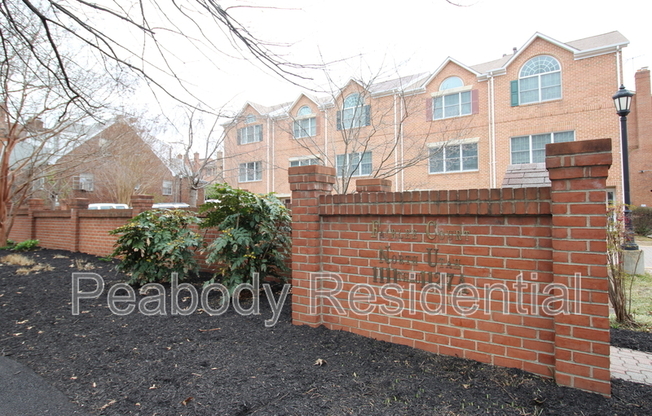 1127 N UTAH ST