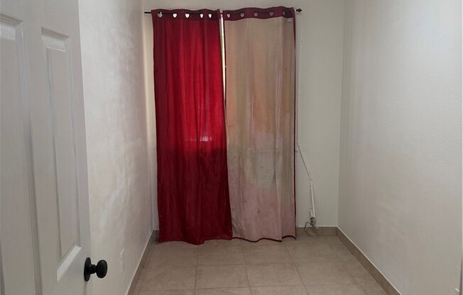 113 W 97 ST