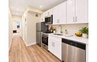 135 W 95 ST