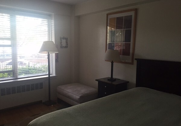 1 bed, 1 bath, 660 sqft, $3,000, Unit 111
