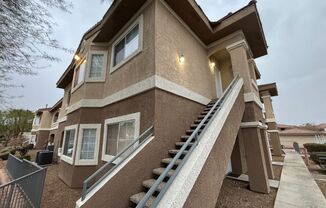 Beautiful 2BED/2BATH/1Car Condo located in the Aspen peak Community