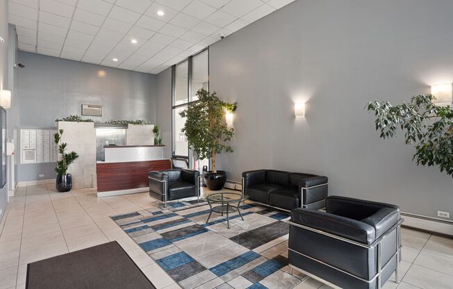 3 beds, 1.5 baths, 1,001 sqft, $3,500, Unit 28E