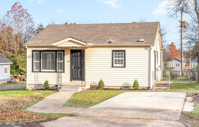 Renovated 3 Bedroom Home For Rent Near Downtown Clarksville