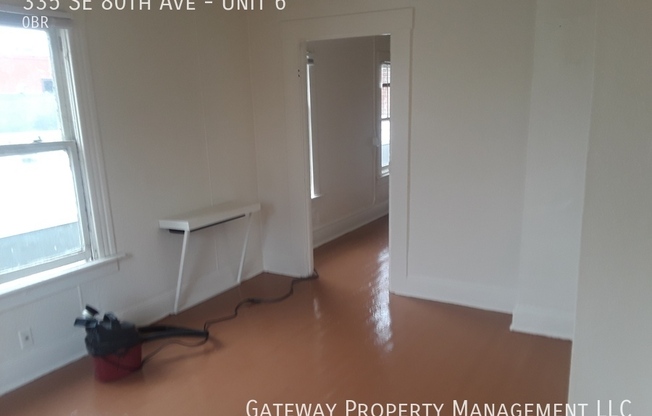 335 SE 80th Ave