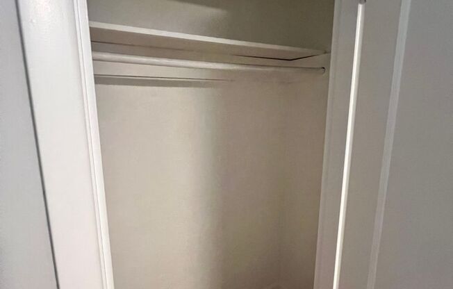 1 bed, 1 bath, 609 sqft, $1,450, Unit 230