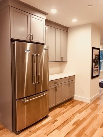 3 Castle Ct 3