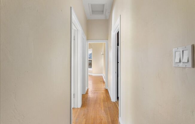 1012 Walnut St #B - 2 bedroom | 1 bathroom