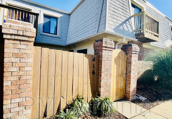 416 MARSH DUCK WAY