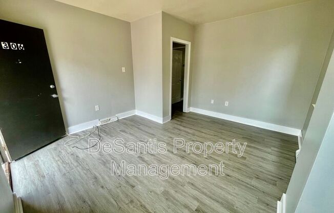 306 CAMPBELL ST