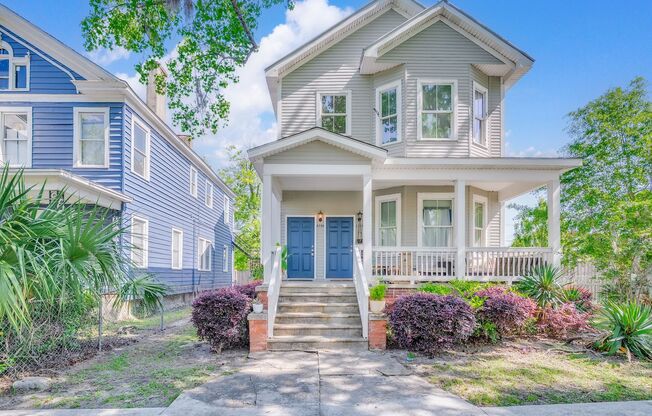 828 E Park Ave