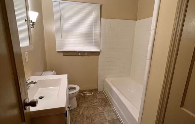 3 beds, 1 bath, $1,049