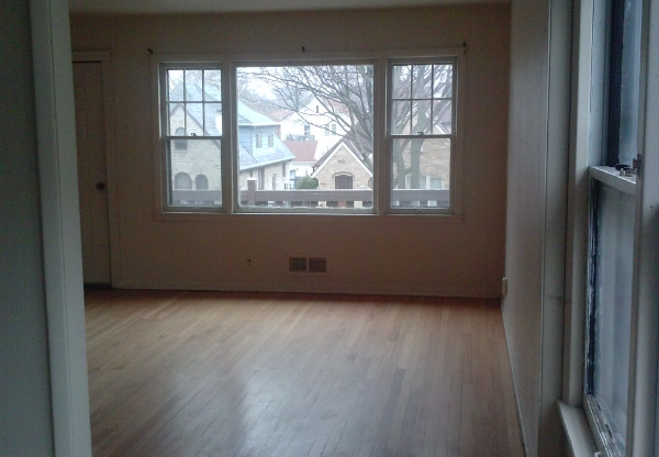 3233 N 53 ST
