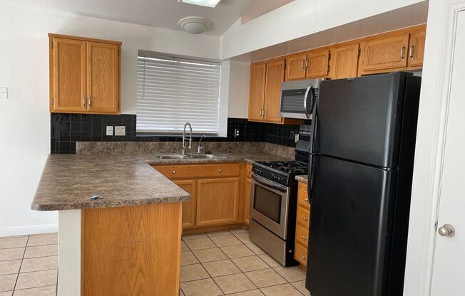 3 beds, 2 baths, $2,000