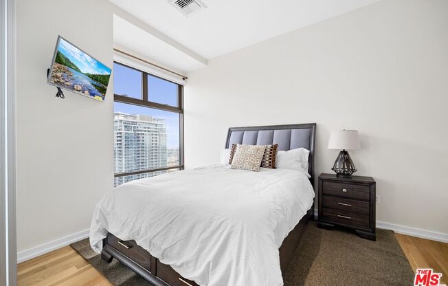 2 beds, 2 baths, 1,930 sqft, $6,000, Unit 1710