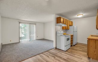 #125 GARDEN MANOR APTS
